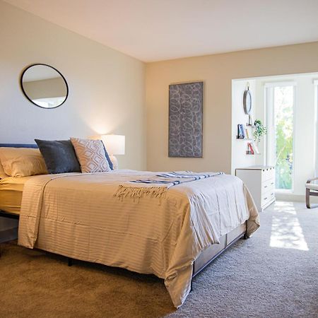 Luxurious Apartment With The Marina View Los Angeles Dış mekan fotoğraf